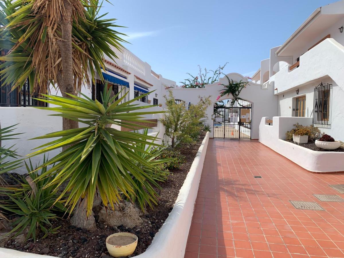Sunny Tenerife, Los Cristianos, Studio Лос Кристианос Экстерьер фото